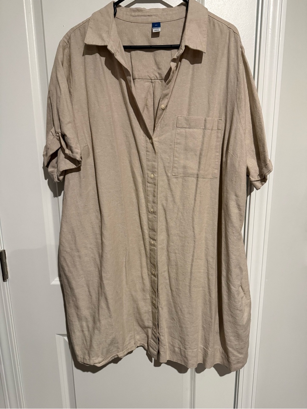 Old Navy Beige Short-Sleeve Button-Down Shirt